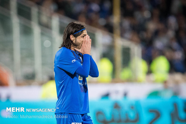 دیدار تیم های استقلال تهران و سایپا