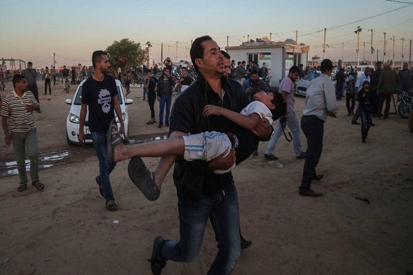 لحظه به لحظه با تظاهرات بازگشت/ زخمی شدن ۸ فلسطینی