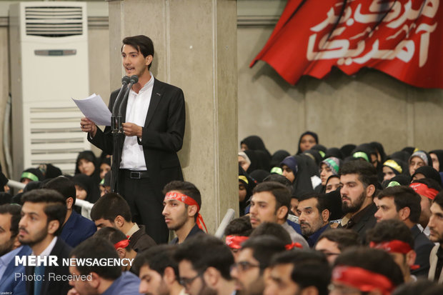 Sat. meeting of Iran's Leader with students
