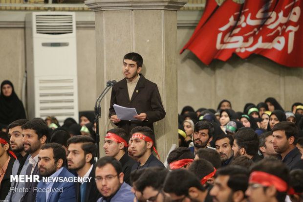 Sat. meeting of Iran's Leader with students
