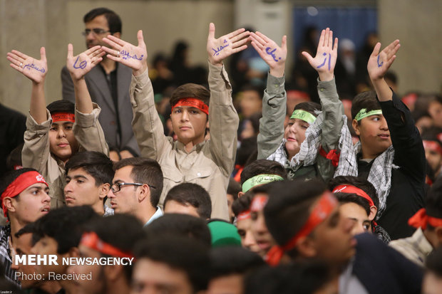 Sat. meeting of Iran's Leader with students
