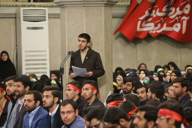 Supreme Leader receives students