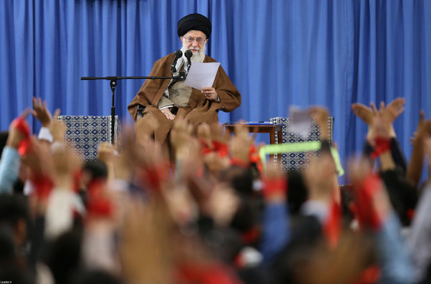 Supreme Leader receives students