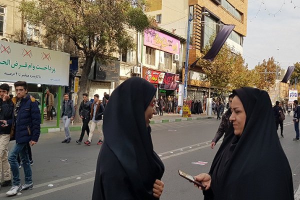 13 آبان ماه