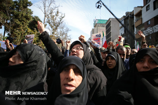 راهپیمایی استکبار ستیزی ۱۳ آبان