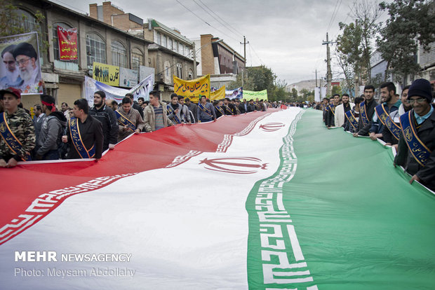 راهپیمایی استکبار ستیزی ۱۳ آبان در کرمانشاه