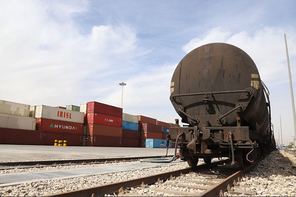 افزایش ۳۷ درصدی جابه‌جایی کالا در راه‌آهن زنجان
