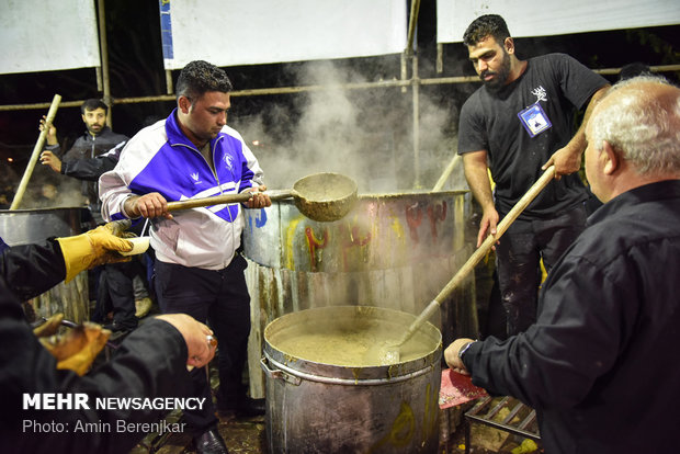 84,000kg 'nazri' Persian Ash stewed in Shiraz