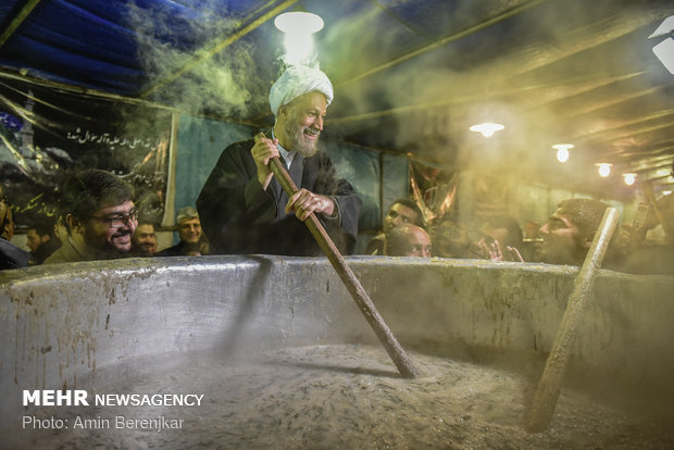 84,000kg 'nazri' Persian Ash stewed in Shiraz