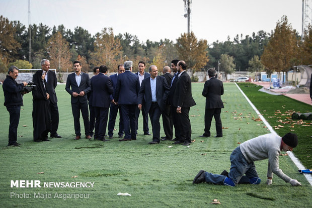 بازدید شیخ سلمان از آکادمی تیم های ملی