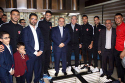 سلطانی‎فر خطاب به بازیکنان پرسپولیس: مردم شما را قهرمان می‏‎دانند