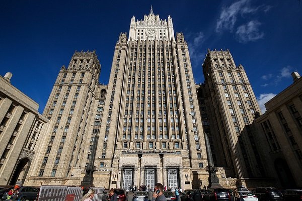 مسکو: همه گزینه ها از جمله استقرار بمب اتمی در بلاروس روی میز است