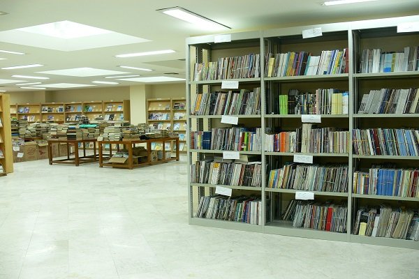 ۵۰۰۰ جلد کتاب در میان کتابخانه های استان کرمان توزیع می شود