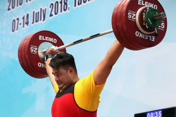 Davoudi wins gold at Asian weightlifting championships
