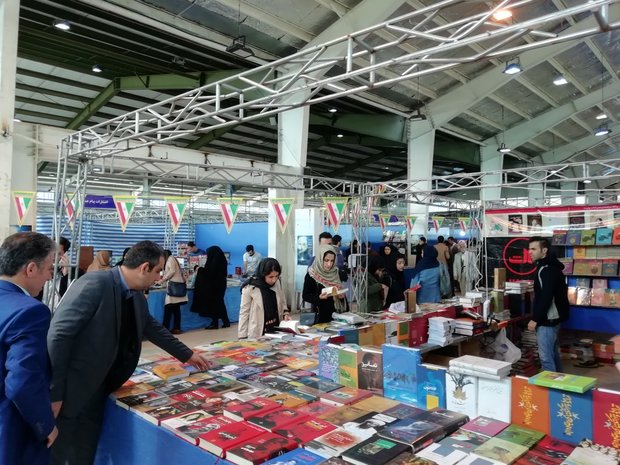 نمایشگاه بزرگ کتاب شاهرود در ۱۵۰ غرفه برگزار می‌شود