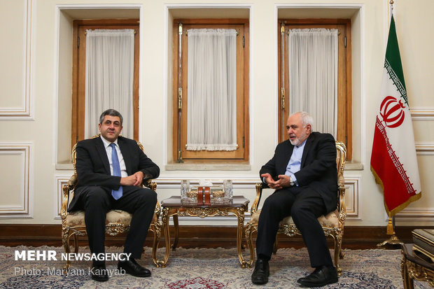 Zarif's meetings with UNWTO chief, German ex-FM