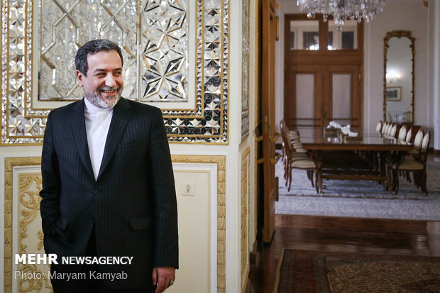 Zarif's meetings with UNWTO chief, German ex-FM
