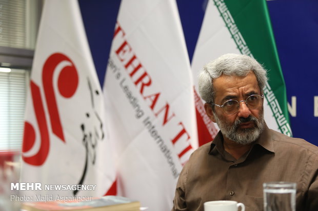 در دوران پهلوی از نظر علمی عقب نگه داشته شدیم/ نیاز به جهش داریم در دوران پهلوی از نظر علمی عقب نگه داشته شدیم/ نیاز به جهش داریم