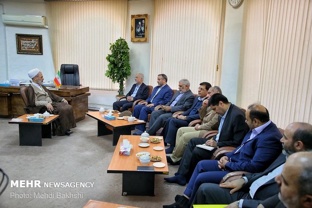دیدار رئیس ستاد مبارزه با مواد مخدر با مراجع تقلید در قم