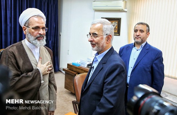 دیدار رئیس ستاد مبارزه با مواد مخدر با مراجع تقلید در قم