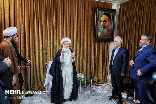 دیدار رئیس ستاد مبارزه با مواد مخدر با مراجع تقلید در قم