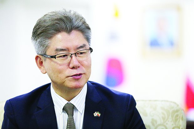 Korea wants to set a successful example of aid to refugees: ambassador