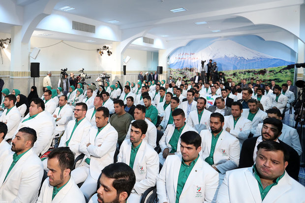 Leader meets Iranian medalist of 2018 Asian Para Games