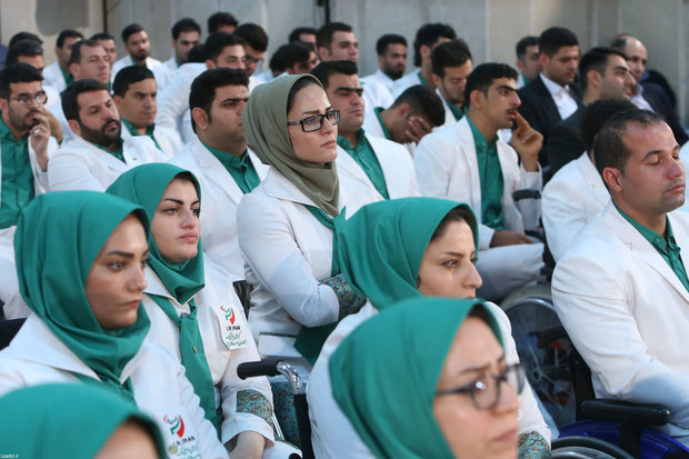 Leader meets Iranian medalist of 2018 Asian Para Games