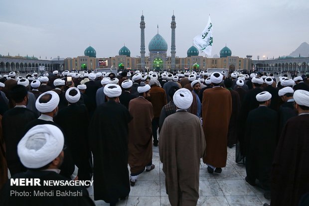 Seminary students renew their allegiance with Imam of Time (MGHHR) 