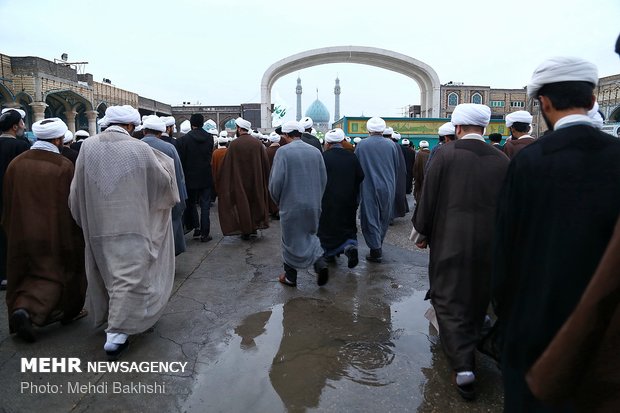 Seminary students renew their allegiance with Imam of Time (MGHHR) 