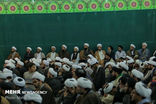 Seminary students renew their allegiance with Imam of Time (MGHHR) 