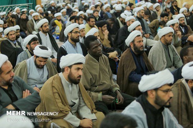 Seminary students renew their allegiance with Imam of Time (MGHHR) 