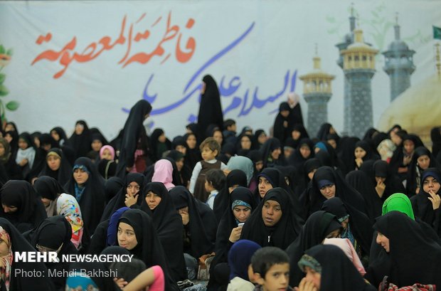 Seminary students renew their allegiance with Imam of Time (MGHHR) 