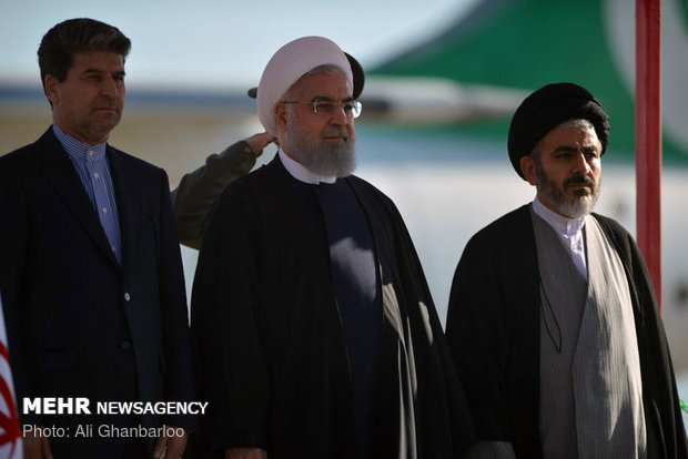 Pres. Rouhani lands in Urmia 