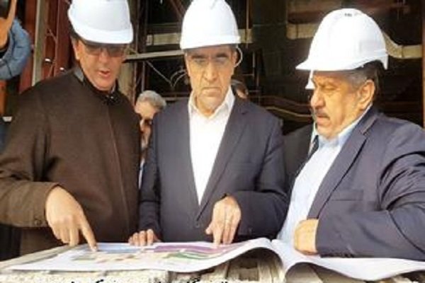 وزیر بهداشت از بیمارستان تخصصی زنان ارومیه بازدید کرد