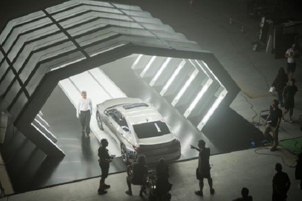 هوش مصنوعی برای یک کمپانی خودروسازی آگهی تلویزیونی ساخت