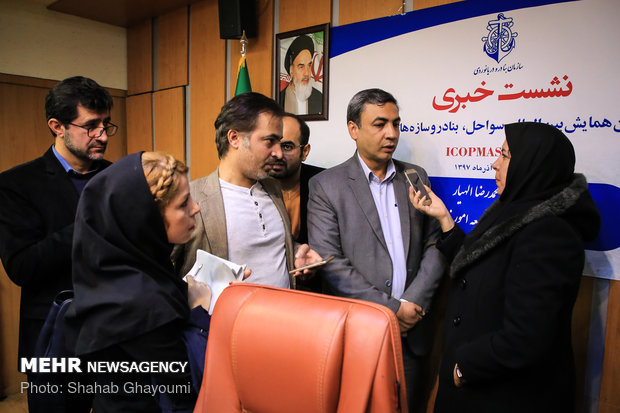 نشست خبری محمد رضا اله یار معاون مهندسی و توسعه زیربناهای سازمان بنادر و دریانوردی