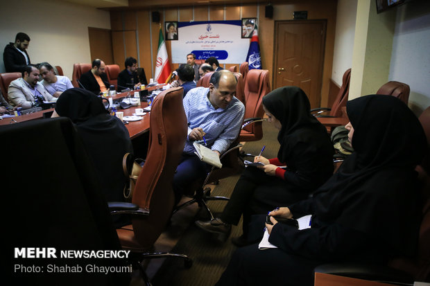 نشست خبری محمد رضا اله یار معاون مهندسی و توسعه زیربناهای سازمان بنادر و دریانوردی