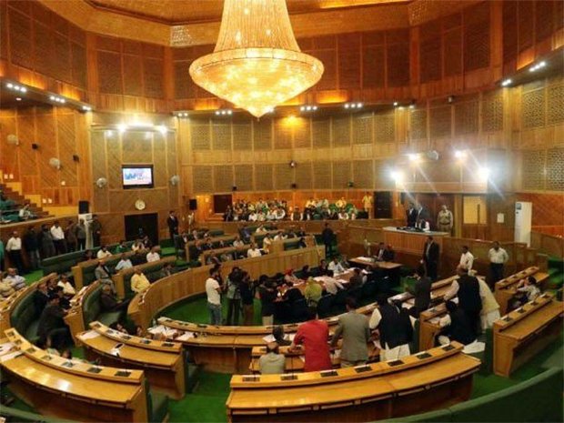 کشمیر کے گورنر نے کشمیر اسمبلی کو تحلیل کردیا کشمیر کے گورنر نے کشمیر اسمبلی کو تحلیل کردیا