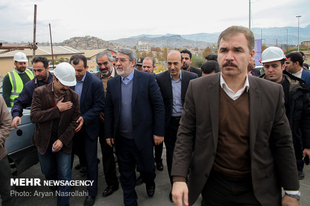 Interior min. lands in Sanandaj 