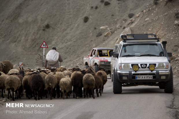 ‘Silk Road’ car racing in Semnan prov. 