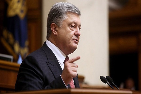 پروشنکو پایان حکومت نظامی در اوکراین را اعلام کرد