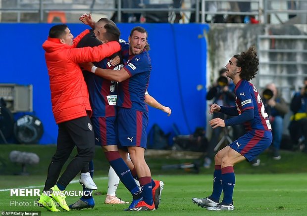 دیدار تیم های فوتبال ایبار و رئال مادرید‎