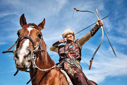 Intl. horseback archery held in Shiraz