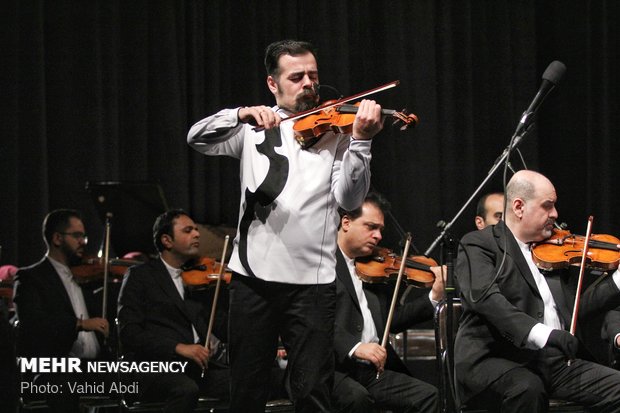 Tehran Symphony Orchestra performs in Tabriz