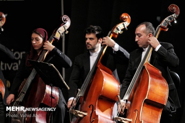 Tehran Symphony Orchestra performs in Tabriz