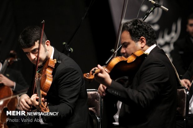 Tehran Symphony Orchestra performs in Tabriz