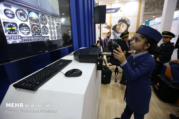 افتتاح نهمین نمایشگاه بین المللی هوایی ایران در کیش