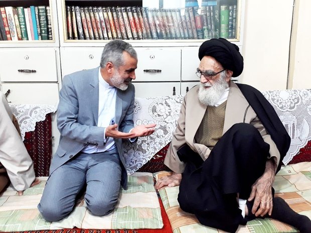 ملت ایران در چهلمین سالگرد پیروزی انقلاب به دشمنان سیلی خواهند زد