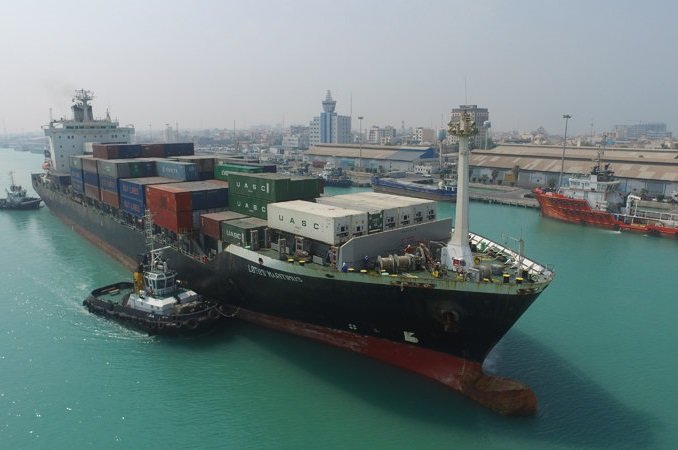 توسعه مراودات تجاری بوشهر و چین/ خط مستقیم کشتیرانی ایجاد شود